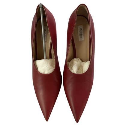 S Max Mara Pumps/Peeptoes Leather in Red