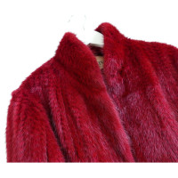 Valentino Garavani Jacke/Mantel aus Pelz in Rot