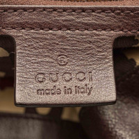 Gucci Indy Bag aus Leder in Braun