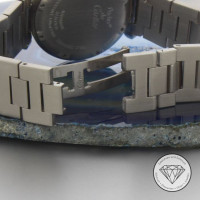 Cartier Armbanduhr aus Stahl in Schwarz