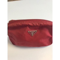 Prada Clutch aus Canvas in Rot