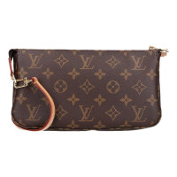 Louis Vuitton Pochette Accessoires in Marrone