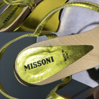 Missoni Sandalen aus Leder in Gold