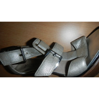 Michael Kors Sandalen aus Leder in Silbern