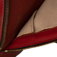Louis Vuitton Reisetasche aus Leder in Rot