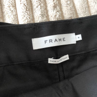 Frame Denim Shorts in Schwarz