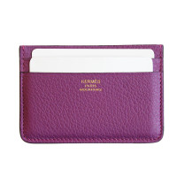 Hermès Täschchen/Portemonnaie aus Leder in Violett