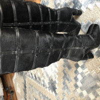 Tom Ford Stiefel aus Pelz in Schwarz