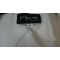 Patrizia Pepe Jacke/Mantel aus Baumwolle in Weiß