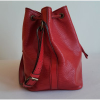 Louis Vuitton Shopper Leather in Red