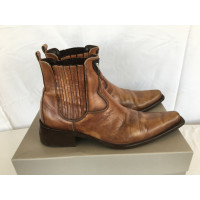Giorgio Armani Ankle boots Leather in Brown