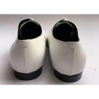 Jil Sander Chaussures à lacets en Cuir en Blanc