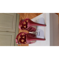Christian Dior Sandalen aus Leder in Fuchsia