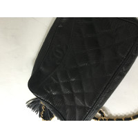 Chanel Umhängetasche aus Leder in Schwarz