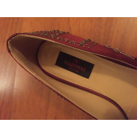 Valentino Garavani Slippers/Ballerinas Canvas in Bordeaux