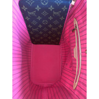 Louis Vuitton Neverfull MM32