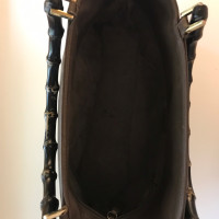 Gucci Handtasche aus Leder in Taupe