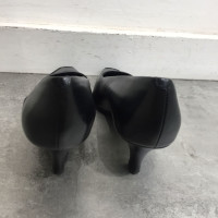 Tod's Pumps/Peeptoes Leather in Black