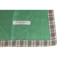 Burberry Schal/Tuch aus Seide in Grün