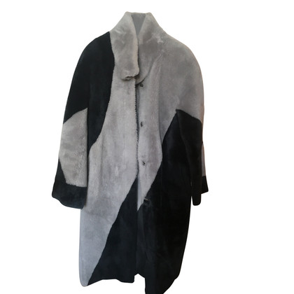 Rizal Jacke/Mantel aus Leder in Grau