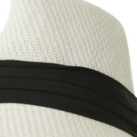 Bcbg Max Azria Chapeau blanc