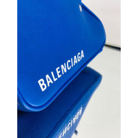 Balenciaga Triangle Duffle Bag aus Leder in Blau