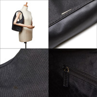 Gucci Umhängetasche aus Jeansstoff in Schwarz
