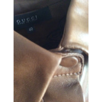 Gucci Oberteil aus Leder in Braun
