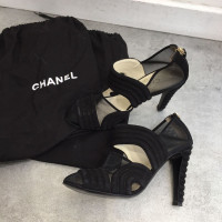 Chanel Sandalen aus Wildleder in Schwarz