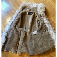 Gucci Jacket/Coat Fur in Beige
