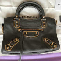 Balenciaga City Bag aus Leder in Grau