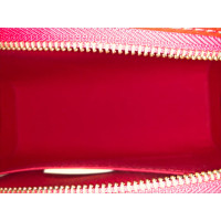 Louis Vuitton Brea PM24 aus Lackleder in Rot