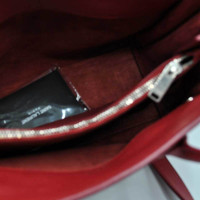 Saint Laurent Sac de Jour Medium aus Leder in Rot