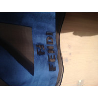 Fendi Schal/Tuch aus Seide in Blau