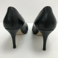 Miu Miu Pumps/Peeptoes en Cuir en Noir