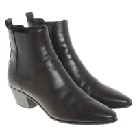 Saint Laurent Boots in zwart
