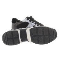 Tod's Sneakers in black / silver