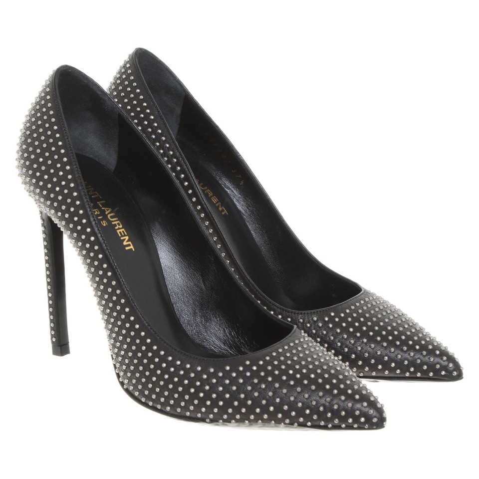 Saint Laurent Pumps mit Nietenbesatz