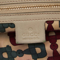 Gucci Handtasche aus Leder in Beige