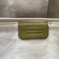 Salvatore Ferragamo Tote Bag aus Leder in Grün