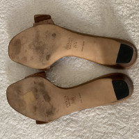 Prada Sandalen aus Leder in Braun