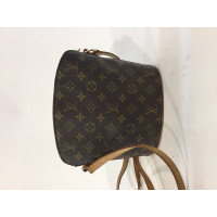 Louis Vuitton Umhängetasche aus Canvas in Braun