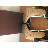Louis Vuitton Sandalen aus Leder in Schwarz