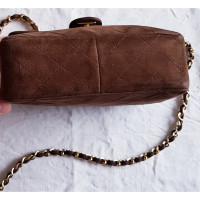 Chanel Handtasche aus Wildleder in Braun