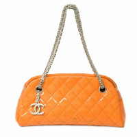 Chanel Chanel Mademoiselle aus Lackleder in Orange