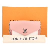 Louis Vuitton Lockme Chain Leather