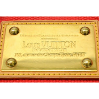 Louis Vuitton Handtasche aus Canvas in Gold