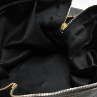 Yves Saint Laurent Handtasche aus Lackleder in Khaki