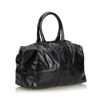Yves Saint Laurent Handtasche aus Leder in Schwarz