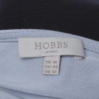 Hobbs abito a righe nei toni del blu